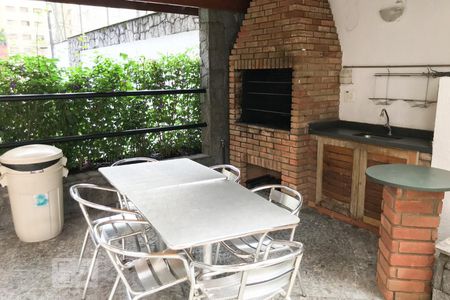 Apartamento à venda com 206m², 4 quartos e 3 vagasChurrasqueira 