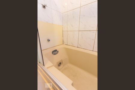 Banheiro de apartamento à venda com 3 quartos, 140m² em Santo Amaro, São Paulo