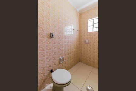 Banheiro de casa para alugar com 2 quartos, 67m² em Jardim Ponte Rasa, São Paulo