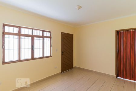 Sala de casa para alugar com 2 quartos, 67m² em Jardim Ponte Rasa, São Paulo