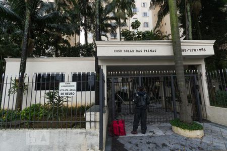 Apartamento à venda com 140m², 3 quartos e 1 vagaFachada