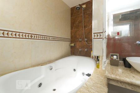 Apartamento à venda com 140m², 3 quartos e 1 vagaBanheiro do quarto 3 suíte