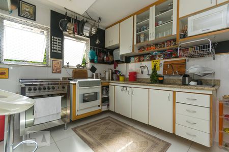 Apartamento à venda com 140m², 3 quartos e 1 vagaCozinha