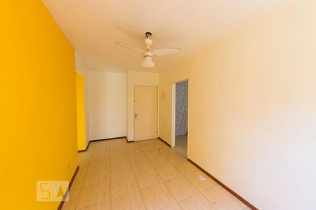 Sala de apartamento para alugar com 1 quarto, 60m² em Cristal, Porto Alegre