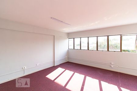 Quarto  de kitnet/studio para alugar com 1 quarto, 33m² em Novo Mundo, Curitiba