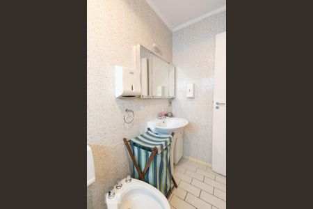 Casa à venda com 150m², 3 quartos e 2 vagasSuíte