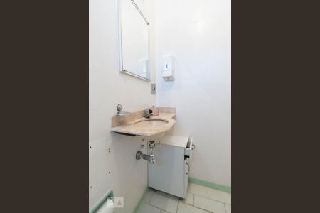 Casa à venda com 150m², 3 quartos e 2 vagasSuíte