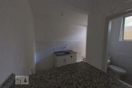 Cozinha de apartamento para alugar com 1 quarto, 33m² em Centro Histórico, Porto Alegre