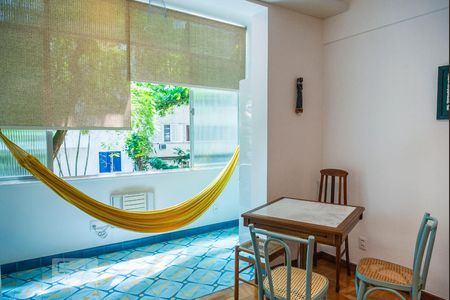 Varanda de kitnet/studio para alugar com 1 quarto, 40m² em Copacabana, Rio de Janeiro