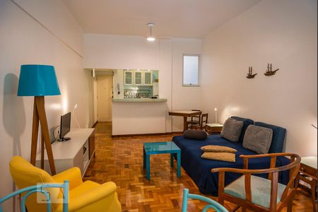 Sala/Quarto de kitnet/studio para alugar com 1 quarto, 40m² em Copacabana, Rio de Janeiro