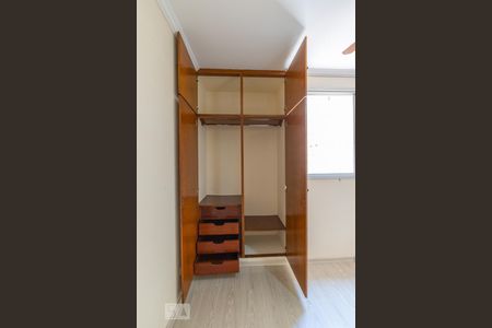 Quarto de kitnet/studio à venda com 1 quarto, 30m² em Centro, Campinas