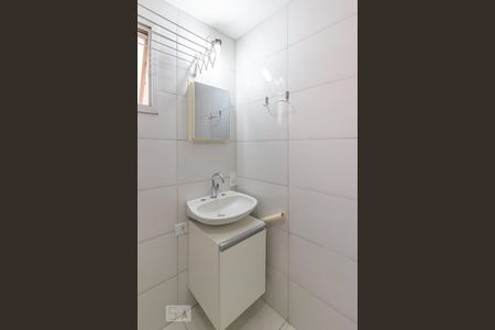 Banheiro de kitnet/studio à venda com 1 quarto, 30m² em Centro, Campinas