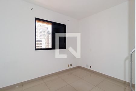 Apartamento para alugar com 150m², 3 quartos e 2 vagas Apartamento para alugar com 150m², 3 quartos e 2 vagasSuíte 2