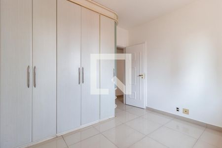 Apartamento para alugar com 150m², 3 quartos e 2 vagas Apartamento para alugar com 150m², 3 quartos e 2 vagasSuíte 2