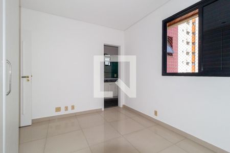 Apartamento para alugar com 150m², 3 quartos e 2 vagas Apartamento para alugar com 150m², 3 quartos e 2 vagasSuíte 1