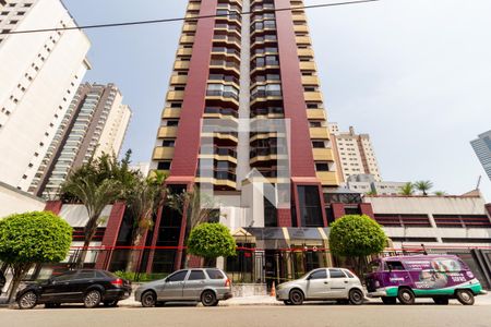 Apartamento para alugar com 150m², 3 quartos e 2 vagas Apartamento para alugar com 150m², 3 quartos e 2 vagasFachada