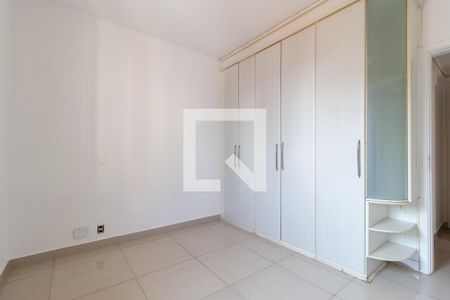 Apartamento para alugar com 150m², 3 quartos e 2 vagas Apartamento para alugar com 150m², 3 quartos e 2 vagasSuíte 2