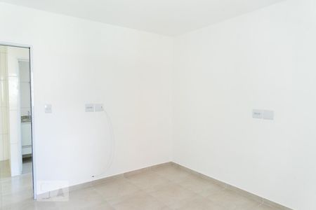 Vista do Quarto  de kitnet/studio para alugar com 1 quarto, 28m² em Vila Anastácio, São Paulo