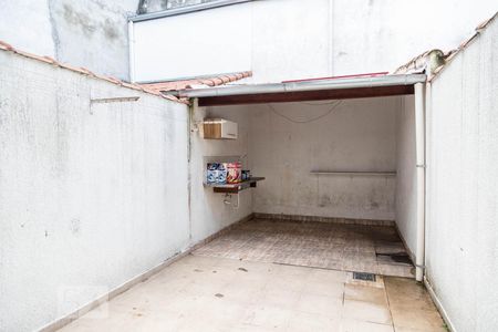 Casa à venda com 120m², 3 quartos e 2 vagasQuintal