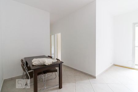 Apartamento para alugar com 72m², 3 quartos e 1 vagaSala