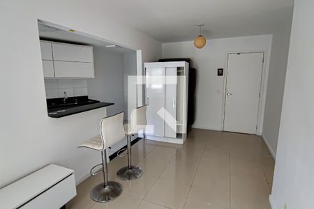 sala de apartamento para alugar com 2 quartos, 60m² em Pechincha, Rio de Janeiro