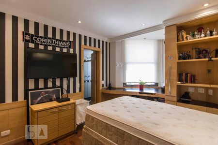 Apartamento à venda com 300m², 4 quartos e 4 vagasSuíte 1