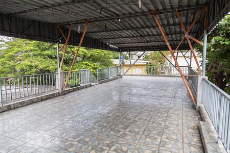 Casa para alugar com 154m², 3 quartos e 2 vagasLage