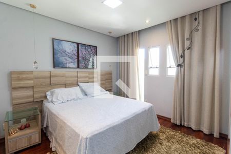 Casa para alugar com 250m², 4 quartos e 6 vagasQuarto Suíte 2