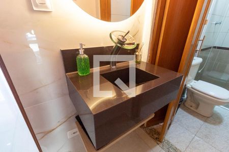 Casa para alugar com 250m², 4 quartos e 6 vagasBanheiro 3