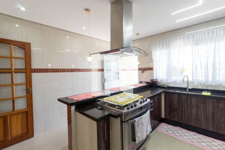 Casa para alugar com 250m², 4 quartos e 6 vagasCozinha