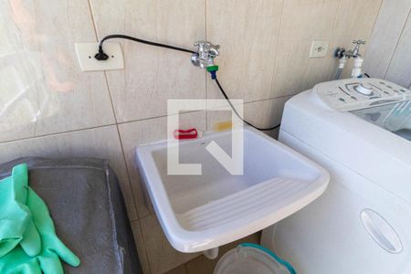 Casa para alugar com 250m², 4 quartos e 6 vagasLavanderia