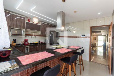 Casa para alugar com 250m², 4 quartos e 6 vagasCozinha