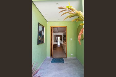 Casa para alugar com 250m², 4 quartos e 6 vagasCorredor