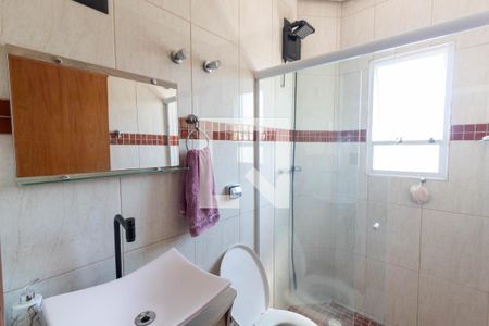 Casa para alugar com 250m², 4 quartos e 6 vagasBanheiro da Suíte 1