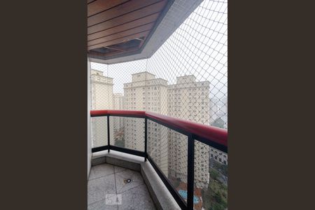 Apartamento à venda com 189m², 4 quartos e 2 vagasVaranda