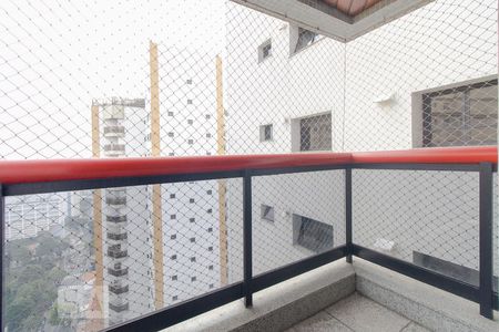 Apartamento à venda com 189m², 4 quartos e 2 vagasVaranda