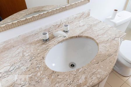 Apartamento para alugar com 79m², 3 quartos e 2 vagas Apartamento para alugar com 79m², 3 quartos e 2 vagasBanheiro da Suíte
