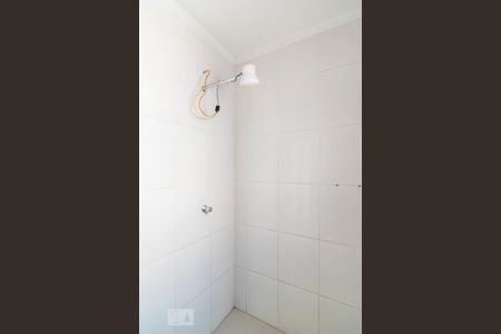 Banheiro de apartamento à venda com 2 quartos, 49m² em Utinga, Santo André