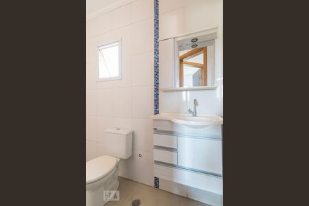 Banheiro de apartamento à venda com 2 quartos, 49m² em Utinga, Santo André