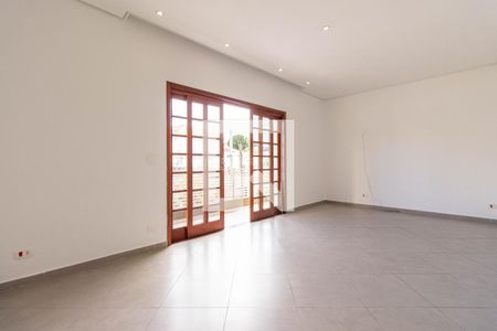 Sala de casa para alugar com 2 quartos, 130m² em Cambuci, São Paulo