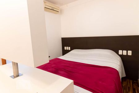 Suíte de apartamento para alugar com 3 quartos, 96m² em Vila Olímpia, São Paulo