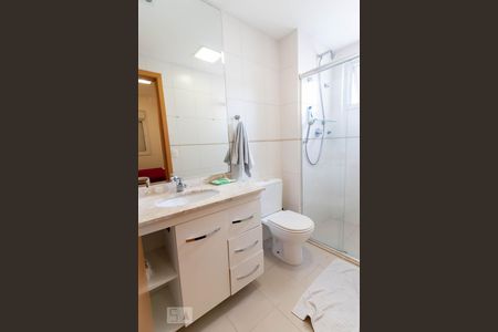 Banheiro da Suíte de apartamento para alugar com 3 quartos, 96m² em Vila Olímpia, São Paulo