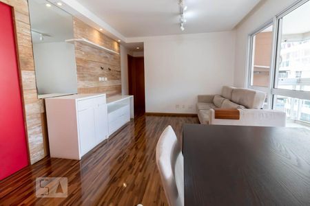 Sala de apartamento para alugar com 3 quartos, 96m² em Vila Olímpia, São Paulo