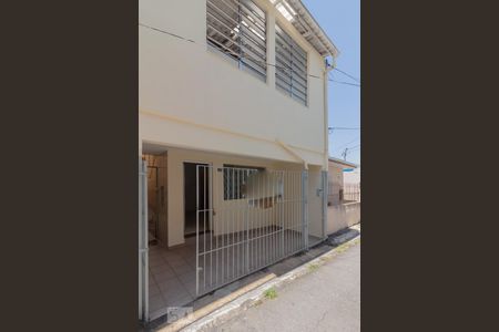 Casa para alugar com 90m², 2 quartos e 1 vagaFachada