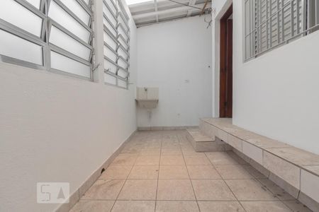 Casa para alugar com 90m², 2 quartos e 1 vagaÁrea de serviço II