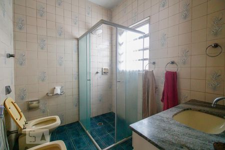 Banheiro de casa à venda com 4 quartos, 300m² em Alto da Mooca, São Paulo