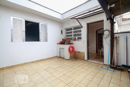 Casa à venda com 300m², 4 quartos e 4 vagas Casa à venda com 300m², 4 quartos e 4 vagasChurrasqueira e Área de serviço