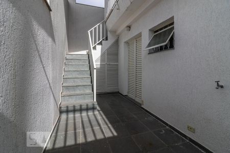 Casa à venda com 330m², 5 quartos e 4 vagasQuintal