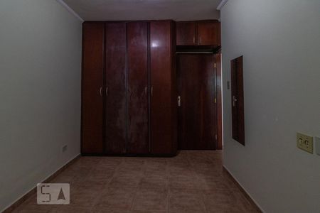 Casa à venda com 330m², 5 quartos e 4 vagasQuarto 4