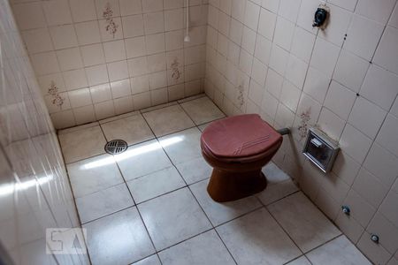 Apartamento à venda com 80m², 2 quartos e 1 vaga Apartamento à venda com 80m², 2 quartos e 1 vagaBanheiro